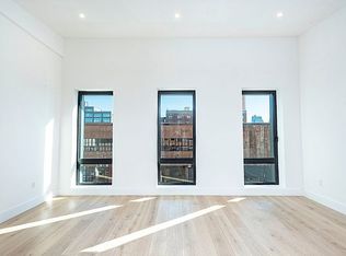 23 Greenpoint Ave, Brooklyn, NY 11222