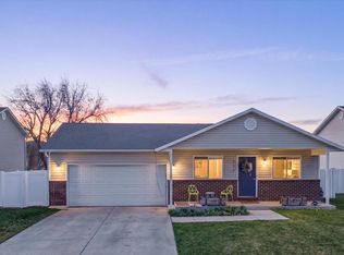 207 S Sunstone Cir W, Logan, UT 84321