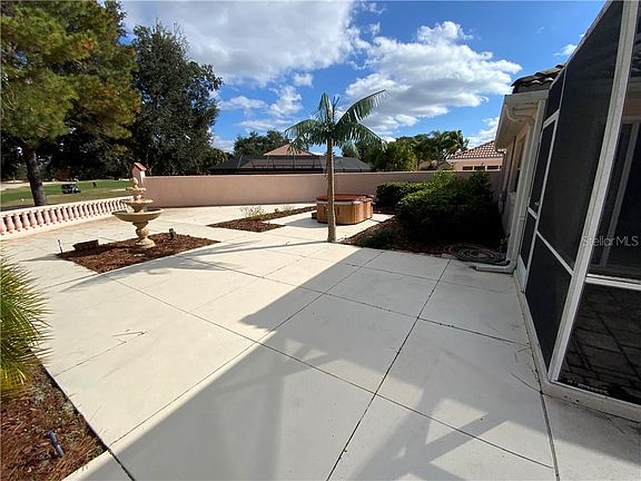 2nd image of 903 San Benito Ln