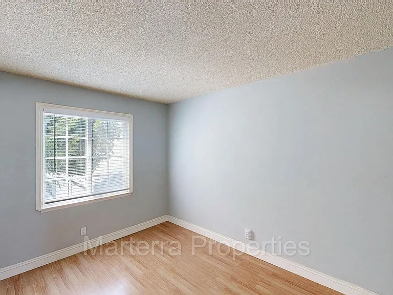 119 Morristown Ln — Photo 14
