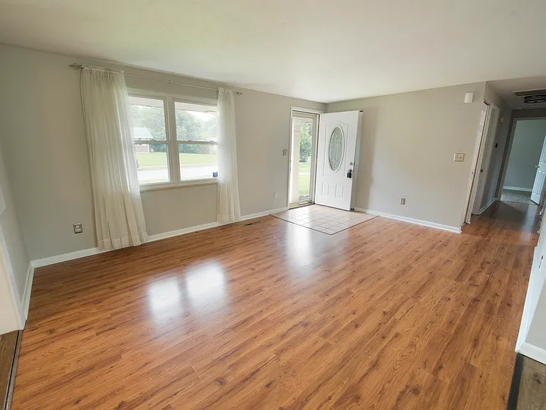 3700 Caracas Dr — Photo 26