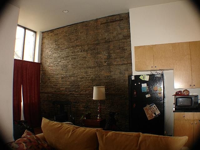 1st image of 1254 N Greenview Ave #2F