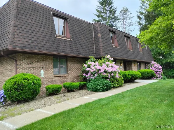 4421 Clark St #A1, Hamburg, NY 14075