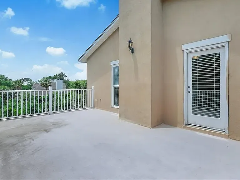 5021 Riverside Dr — Photo 25