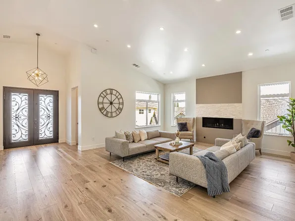 2022 Stony Oak Court, Santa Rosa, CA 95403