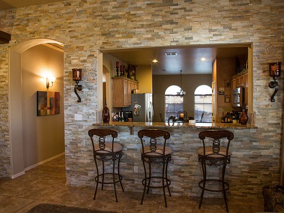 Quartz Ledge Stone Wall