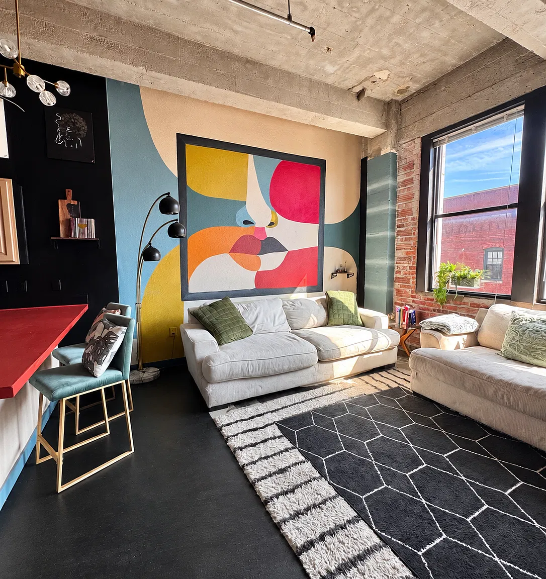 1 bed, 904 sqft, $1,900 — Photo 1