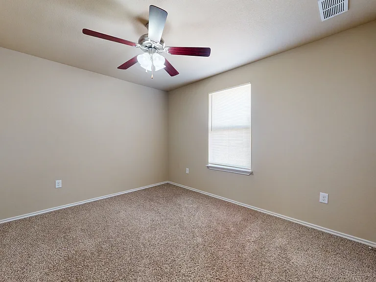 812 Parkplace Rdg — Photo 13