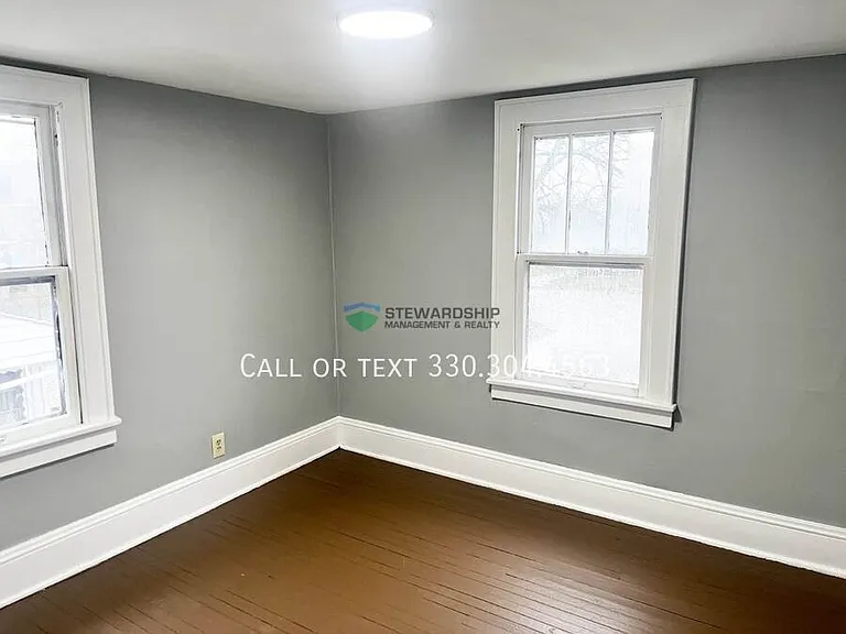 1012 Brown St — Photo 21
