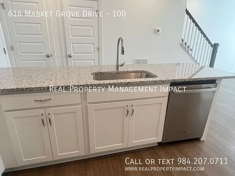 616 Market Grove Dr #100 — Photo 13