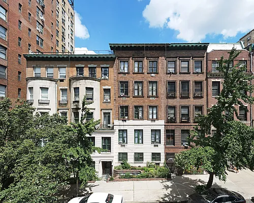 Rented by Oxford Property Group | media 2