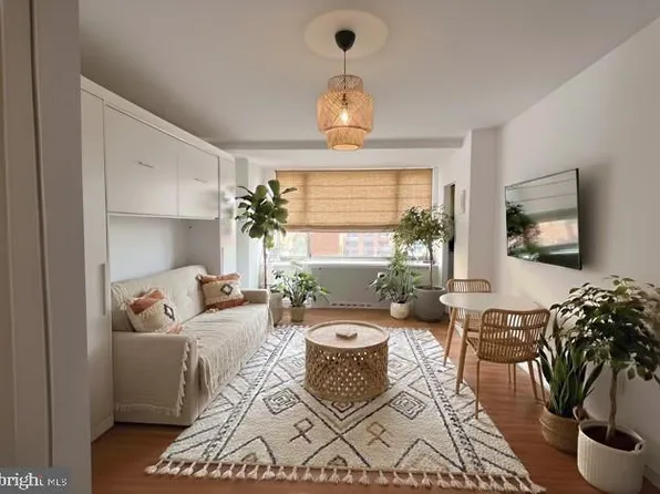 1111 Arlington Blvd APT 602, Arlington, VA 22209