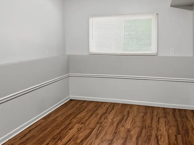 1127 Lafayette Ave — Photo 15