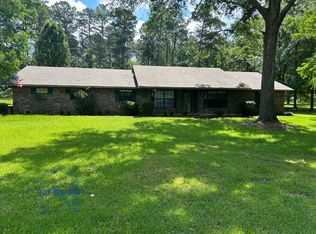 104 Pinewood Ct, Atlanta, TX 75551