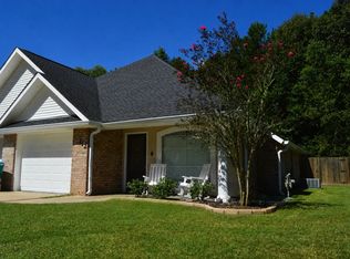 112 Southgate Dr, Ponchatoula, LA 70454