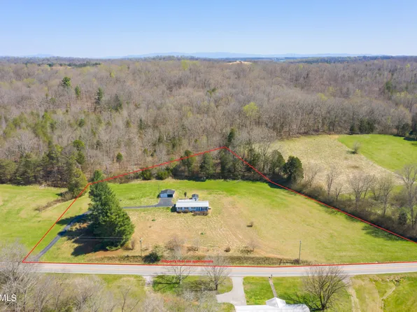 1621 Sweetwater Rd, Philadelphia, TN 37846