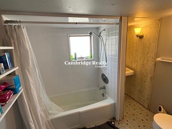 4th image of 45 Gardena St APT 3