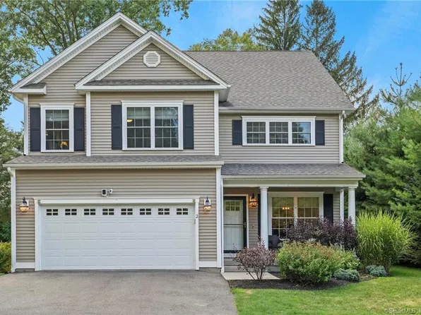 2 Hillcrest Drive, Southington, CT 06489