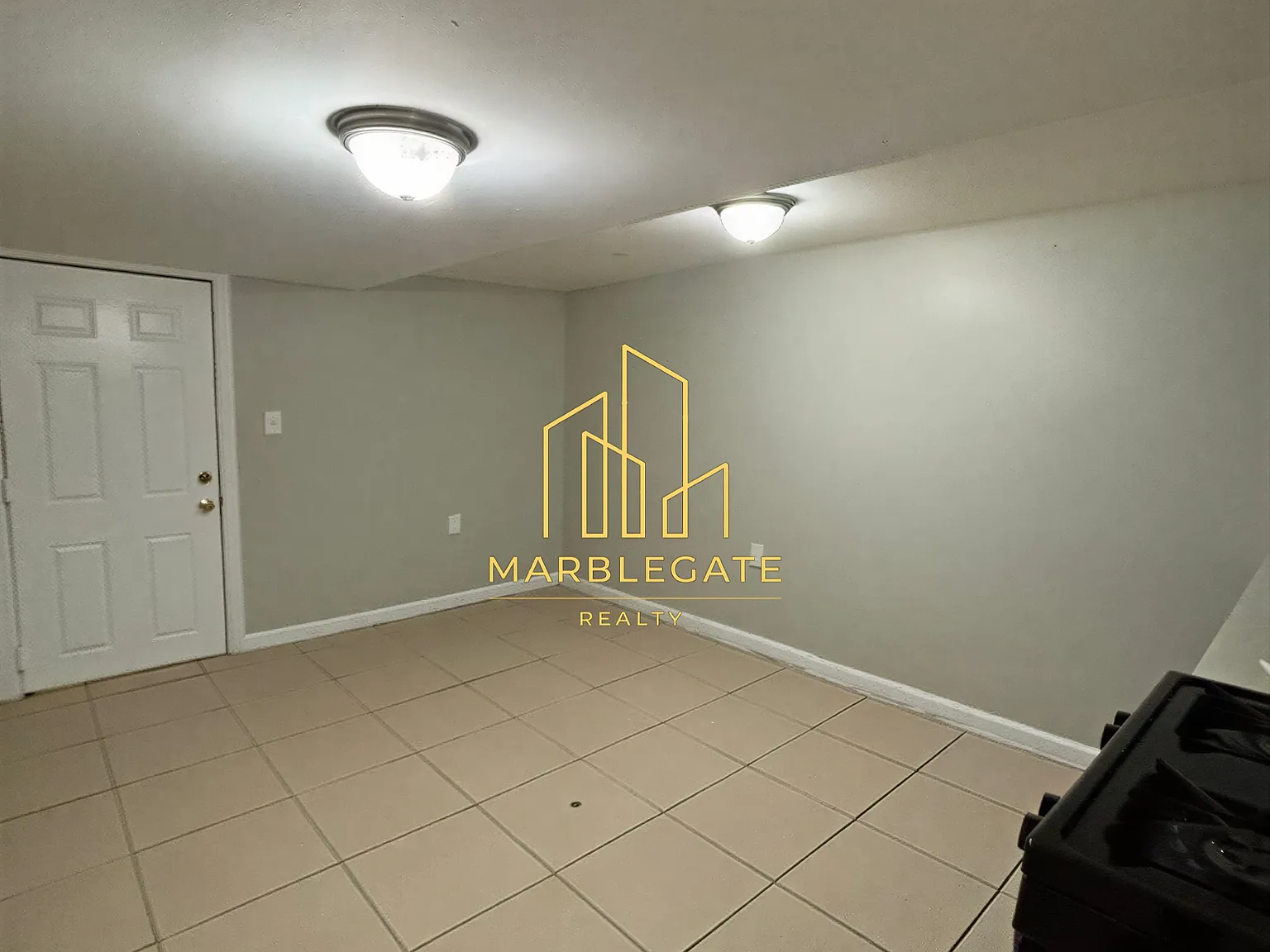 Studio, 550 sqft, $1,395 — Photo 3