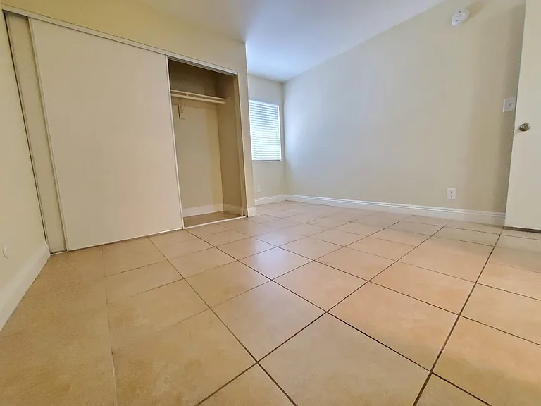 Villa Gardens Apts - Carmel Palm, LP — Photo 6