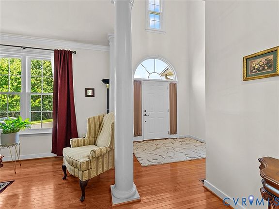 3rd image of 13015 Trentdale Dr