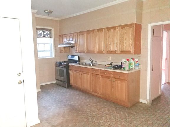 2nd image of 7804 18th Ave #2