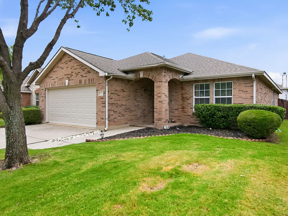 12720 Foxpaw Trl