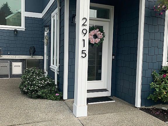 3rd image of 2915 N 31st St