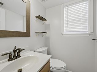 2 Compton Ct, Hampton, VA 23666
