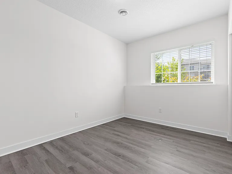 3153 Clover Ridge Dr — Photo 20