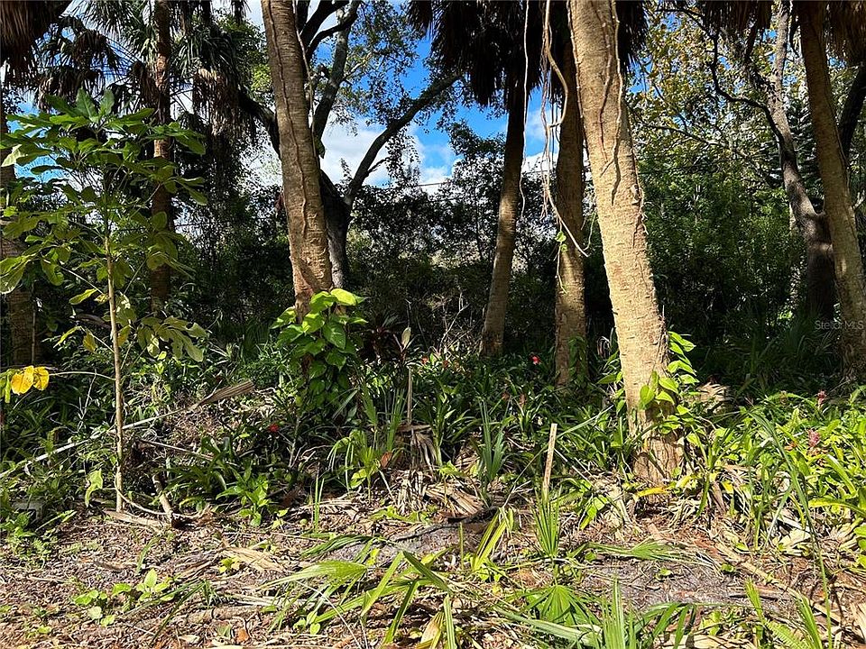 174 Avery Ave Crystal Beach FL Zillow