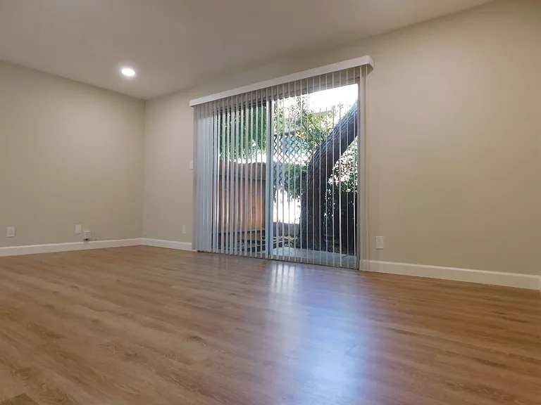 1x1 Living Room 1x1 Living Room