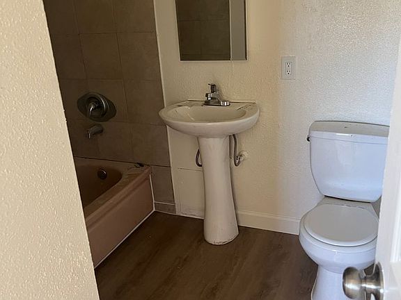 5th image of 3726 Hazelwood St APT 9