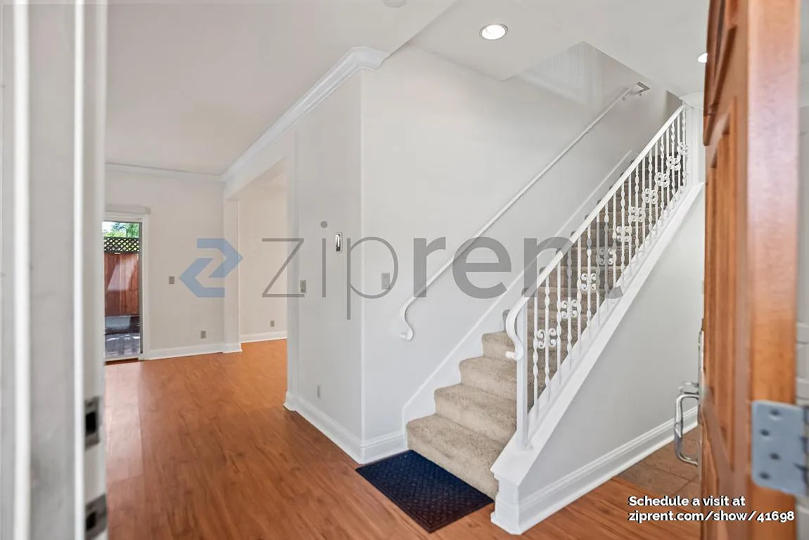 4 bed, 2.5 bath, 1836 sqft, $4,250 — Photo 4