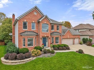 3611 Grassmere Rd, Naperville, IL 60564