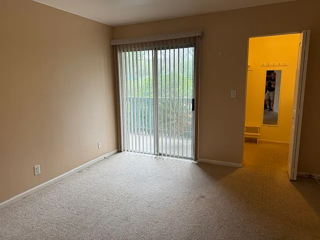 552 N Bellflower Blvd #106 — Photo 8