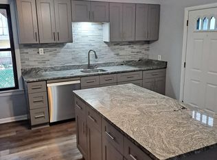438 Taylor St, Pittsburgh, PA 15224