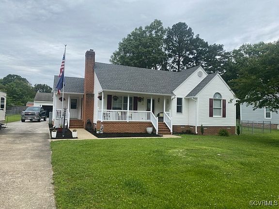2nd image of 1004 Heretick Ave