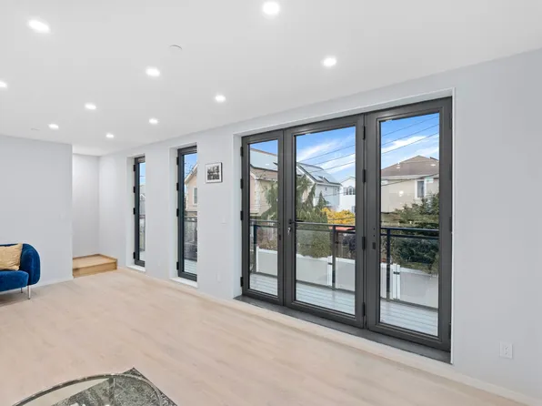 33 Keen Court image 16 of 46