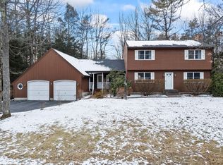3 Merganser Ln, Topsham, ME 04086