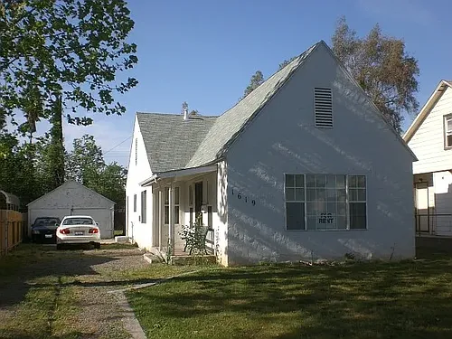 1619 E Cambridge Ave Photo 1