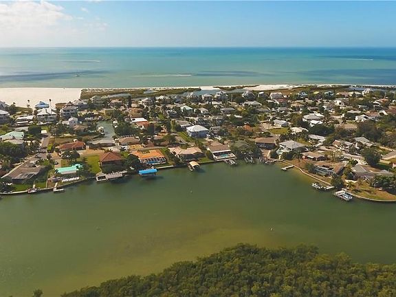 5th image of 4182 Bay Beach Ln Unit 754