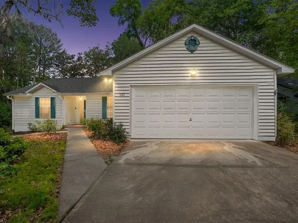 1047 NW 41st Dr, Gainesville, FL 32605