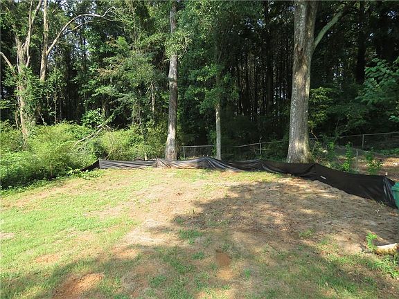 3rd image of 429 Orchard Dr #6