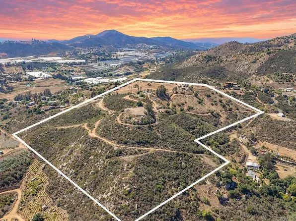3020 Lynn Ln, San Marcos, CA 92069