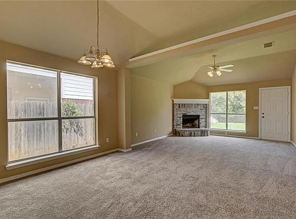 5th image of 6233 Stockton Dr