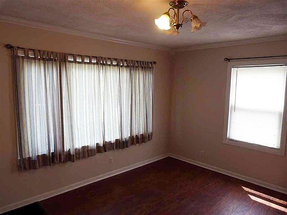 3rd image of 2150 W Bataan Dr