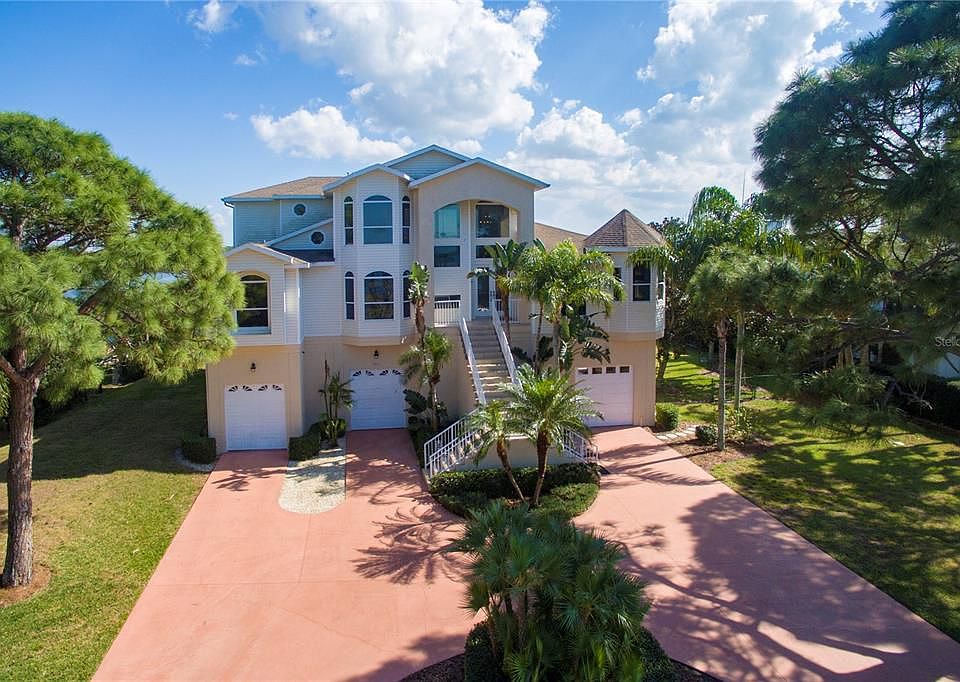 1st image of 1611 Sea Breeze Dr