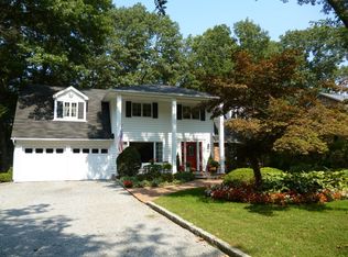 38 Heights Rd, Northport, NY 11768