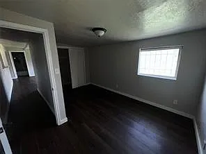 5401 Doolittle Blvd — Photo 6